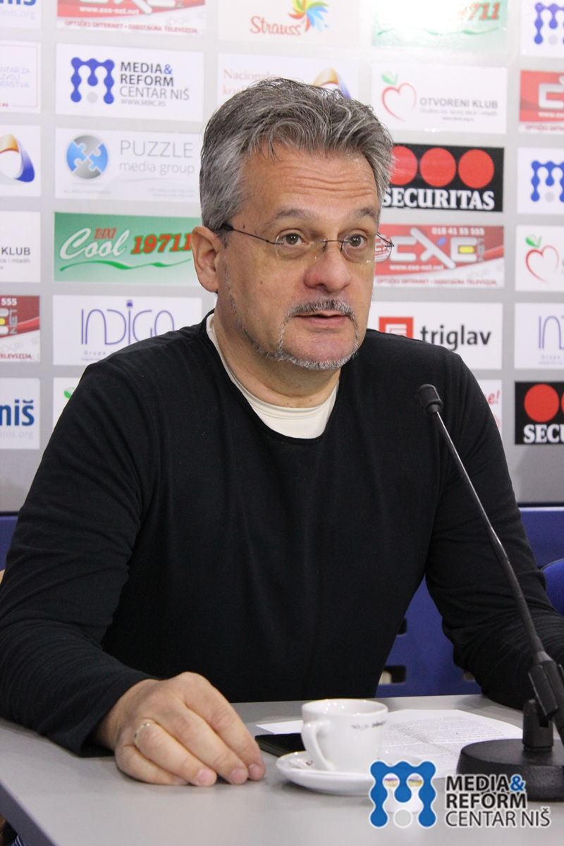 Njegovo veličanstvo, građanin Srbije. Kralj ili pion u izbornoj igri?